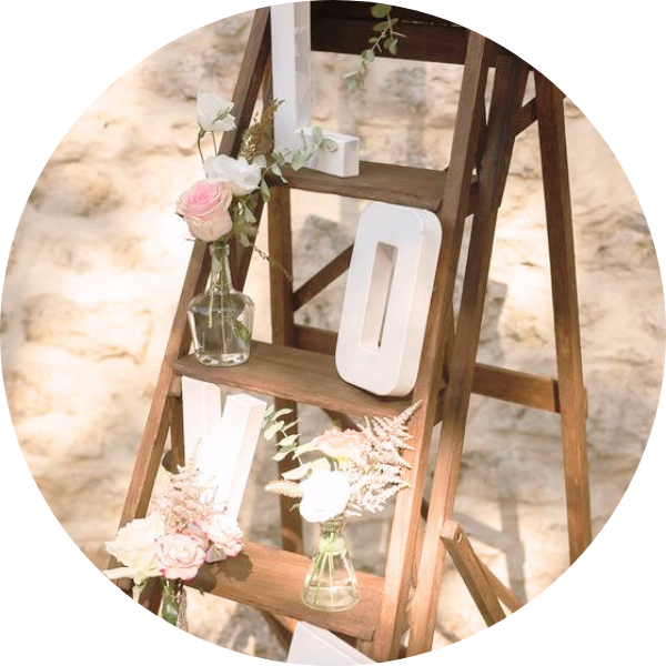 Location de mobilier pour mariage, anniversaire, baptême, séminaire, baby-shower... dans le Var et les Bouches du Rhône